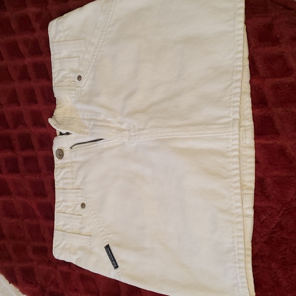 DOLCE & GABANA white mini skirt - Picture 3 of 8
